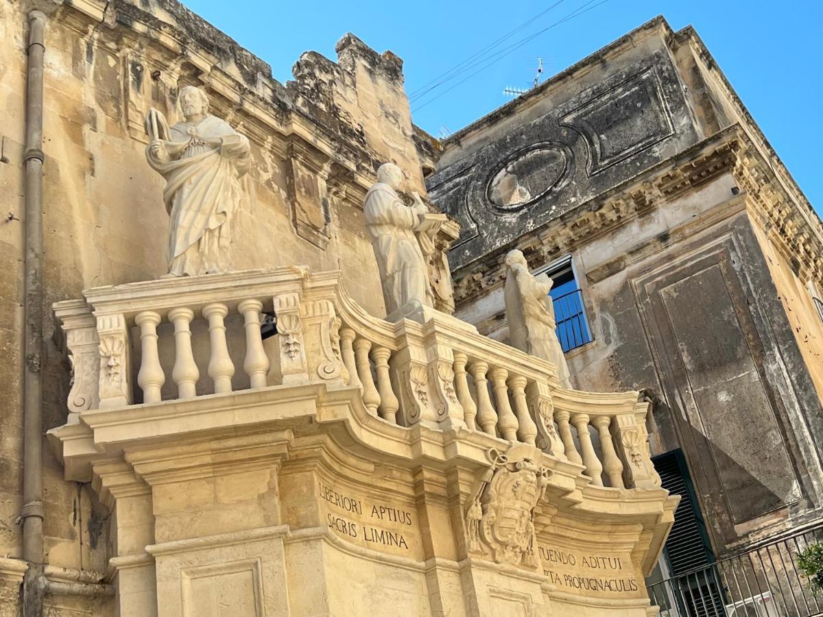 Ai Propilei Del Duomo Luxury Suite Lecce Dış mekan fotoğraf
